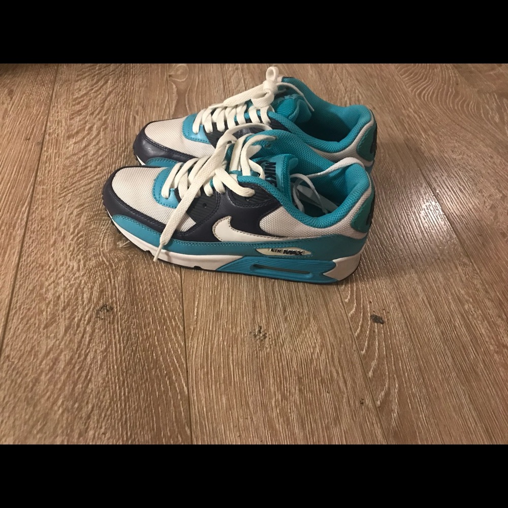 NIKE AIR MAX 90 women’s essential size7 325213300